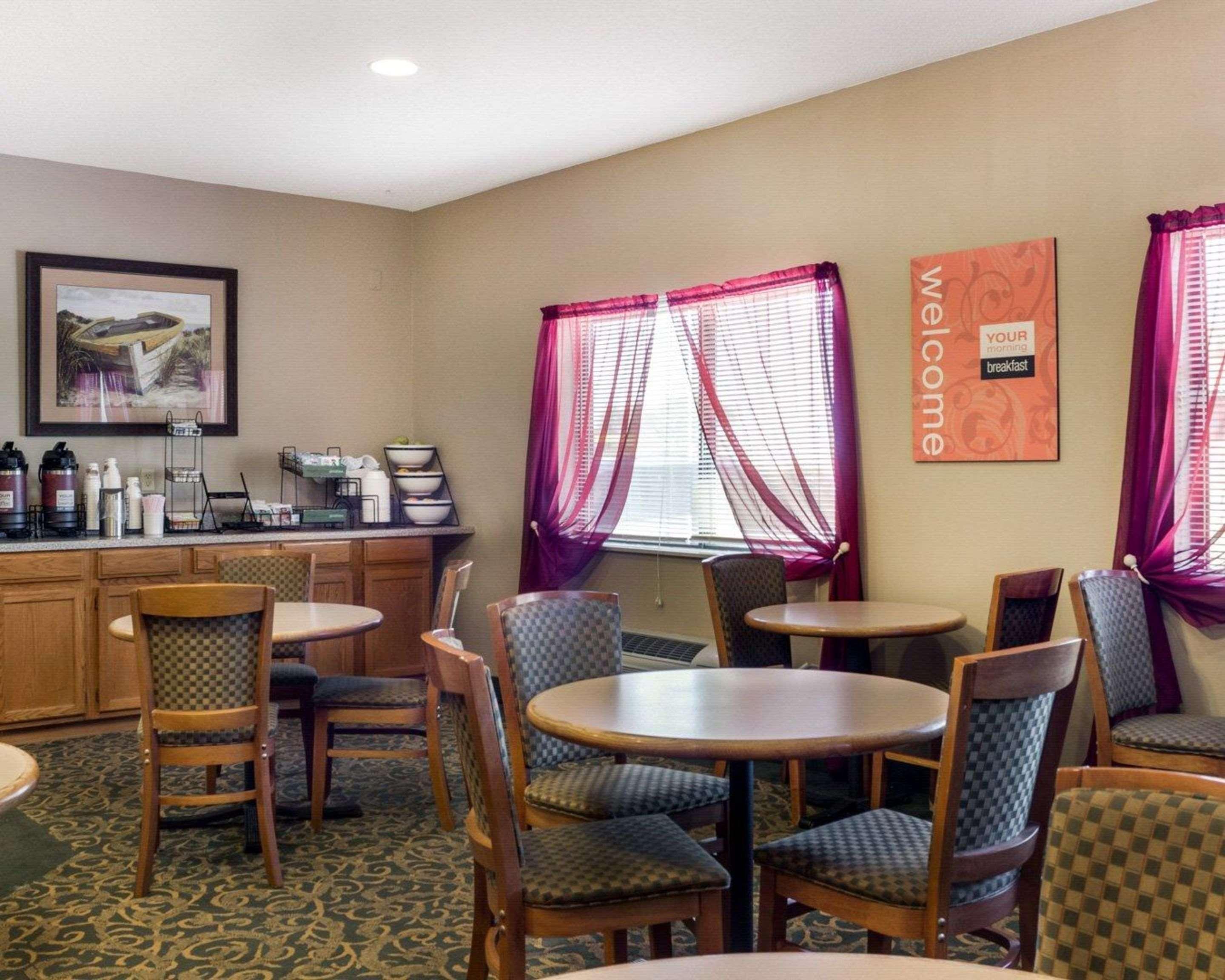 Comfort Inn Jamestown Exterior photo