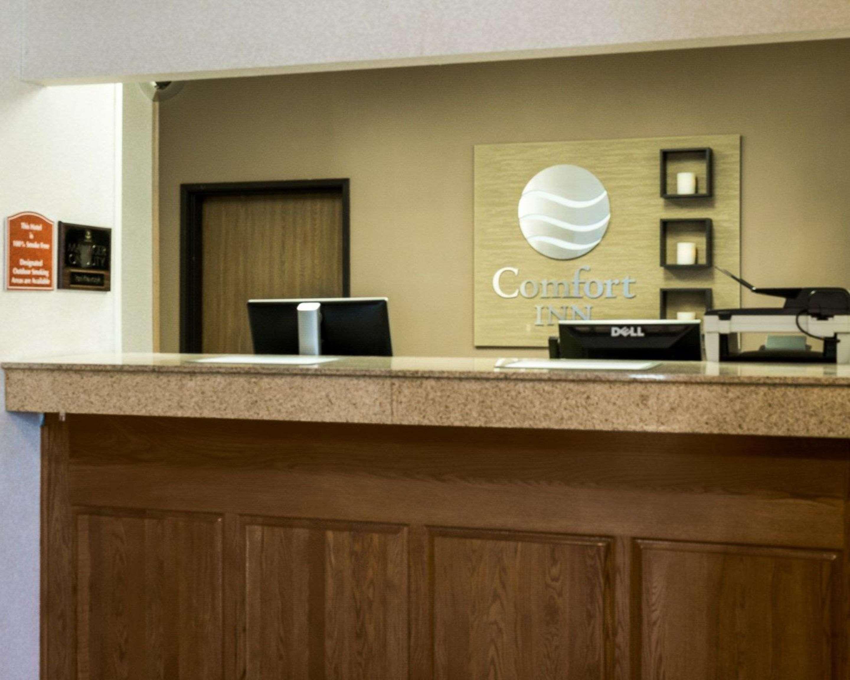 Comfort Inn Jamestown Exterior photo