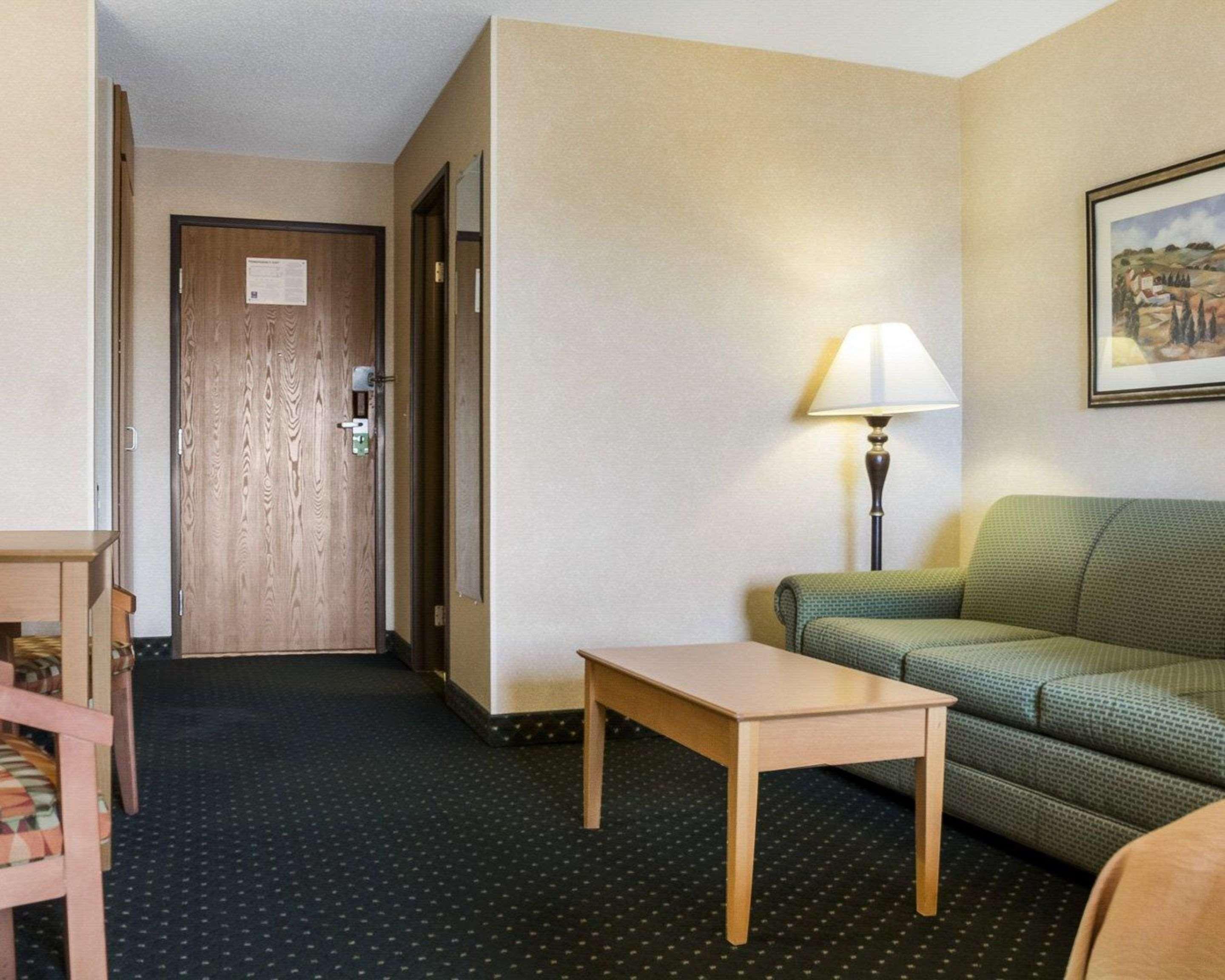Comfort Inn Jamestown Exterior photo