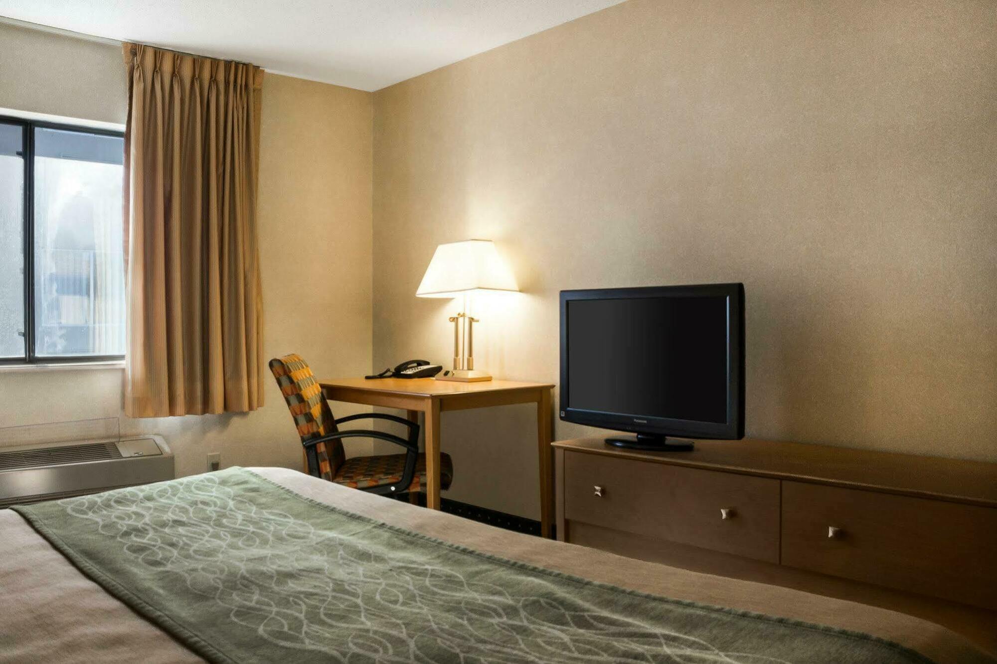 Comfort Inn Jamestown Exterior photo