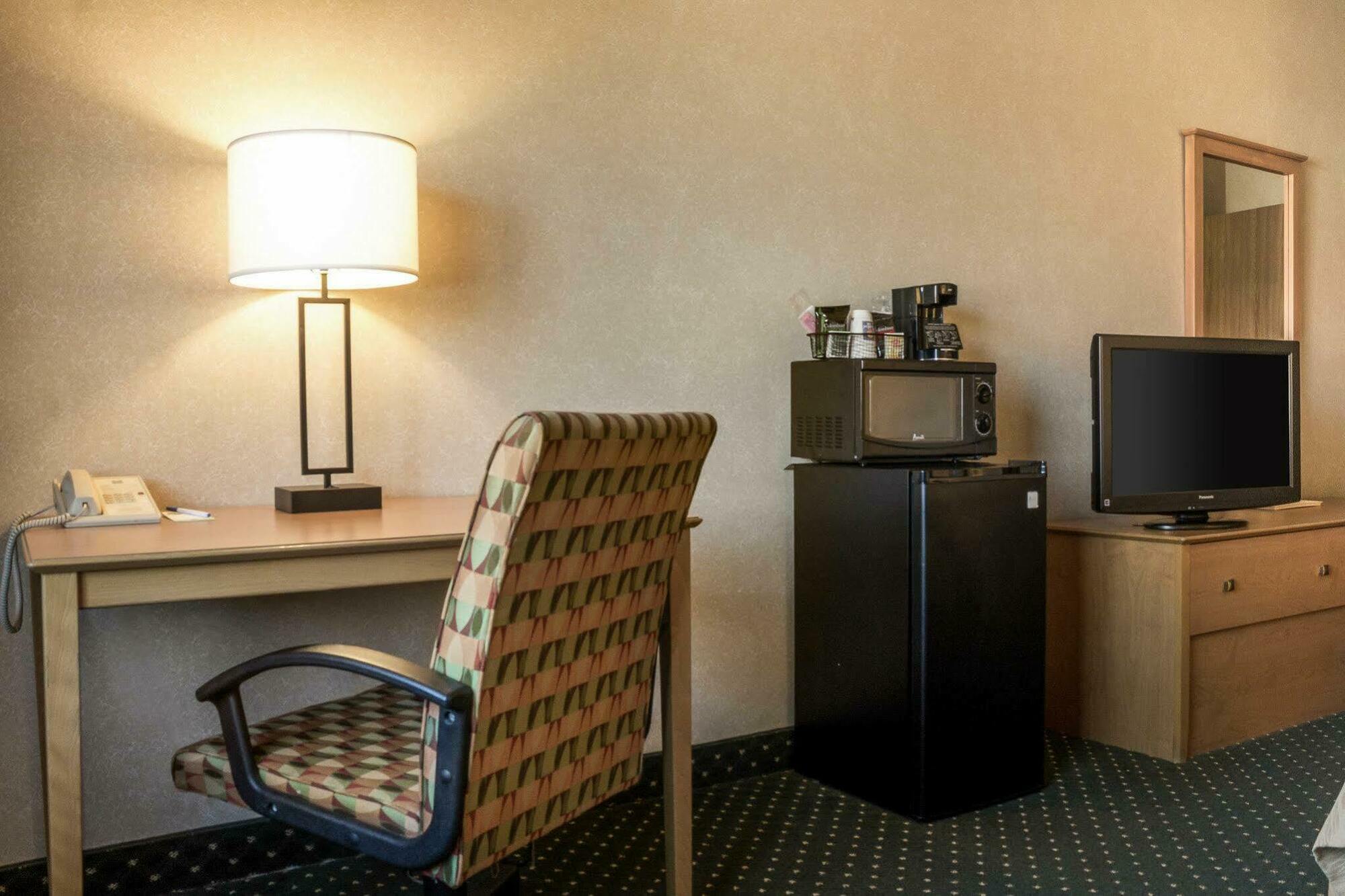 Comfort Inn Jamestown Exterior photo